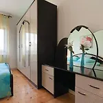 Appartement Stunning In *