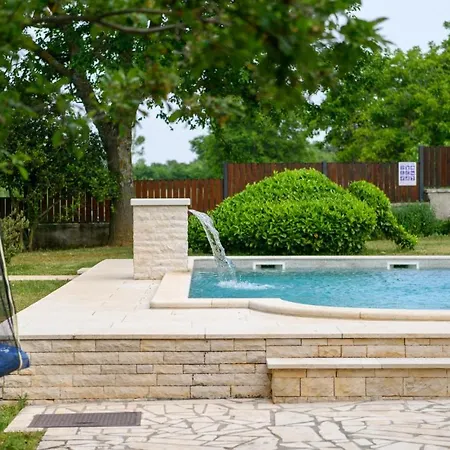 Appartamento Stunning In With Wifi Barban