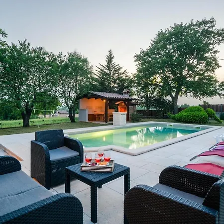 Stunning In With Wifi Barban